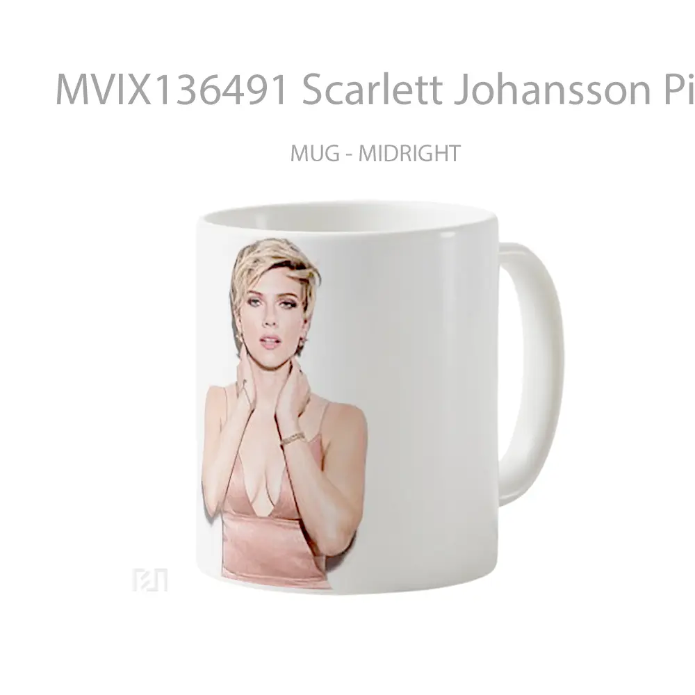 Mug Scarlett Johansson Pink Dress Gelas Selebriti - All-side / Desain