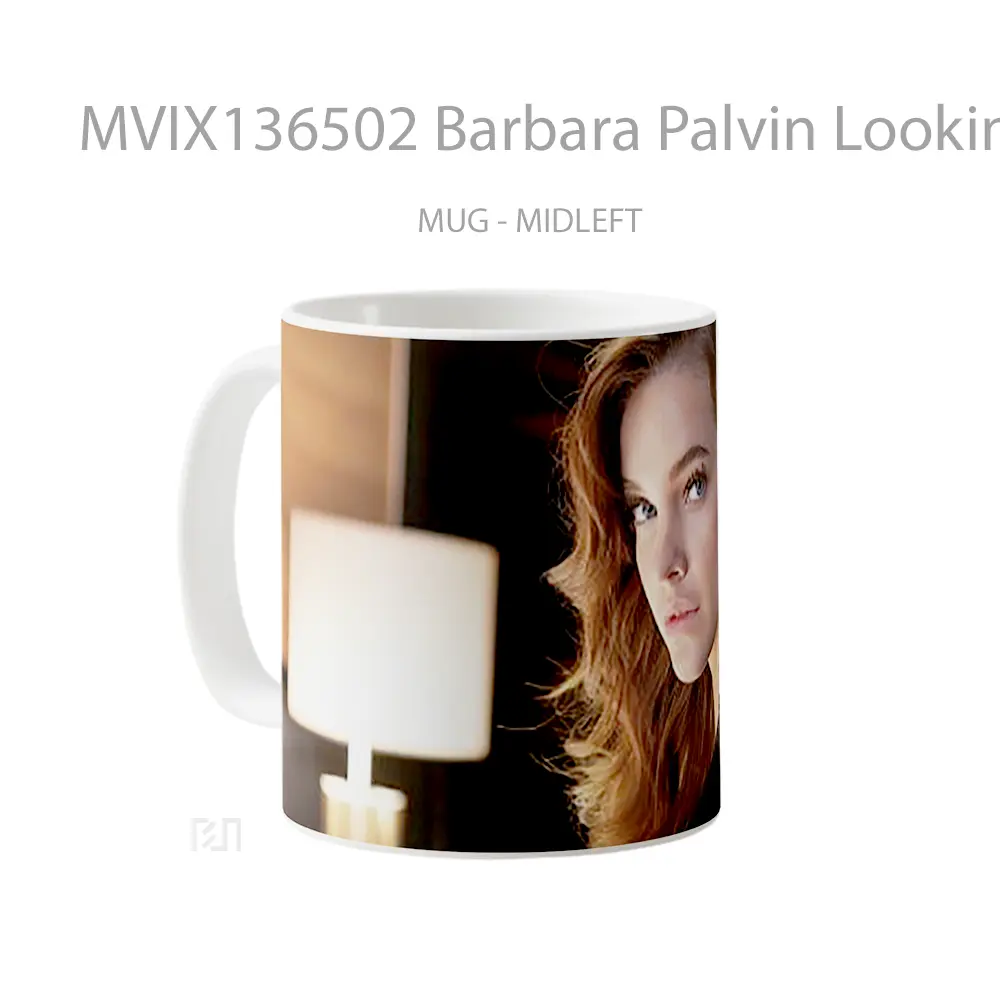 Mug Barbara Palvin Looking Through The Camera Gelas Keramik Unik - All-side / Desain