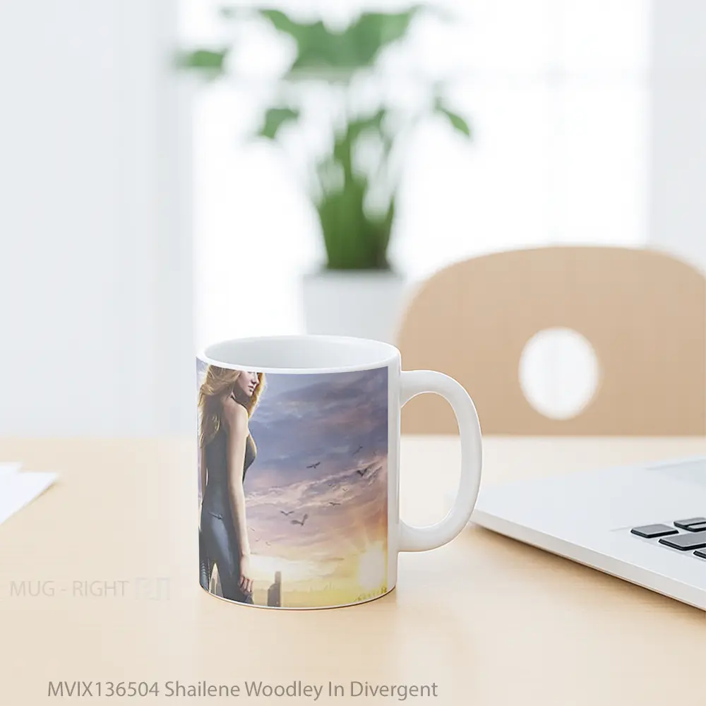 Mug Shailene Woodley In Divergent Gelas Keramik Unik - All-side / Desain