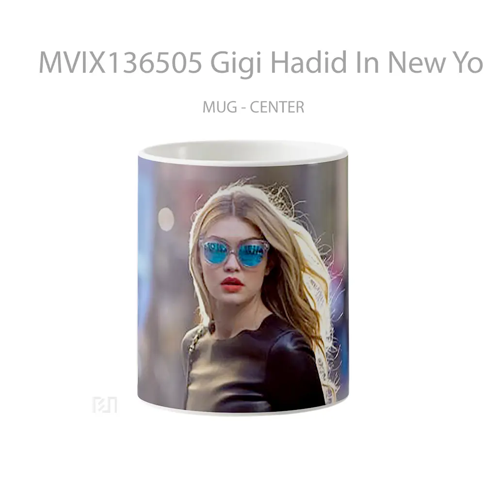 Mug Gigi Hadid In New York Gelas Keramik Unik