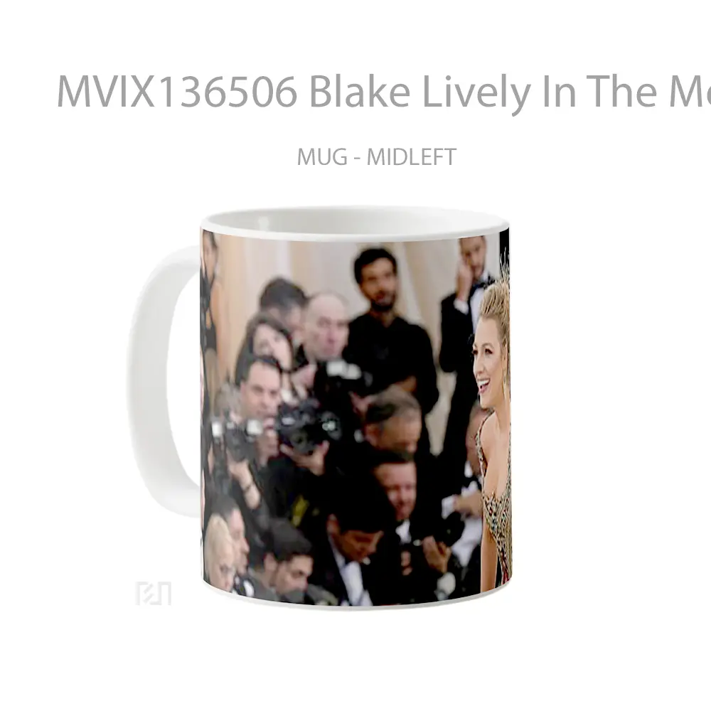 Mug Blake Lively In The Met Red Carpet Gelas Keramik Unik - All-side / Desain