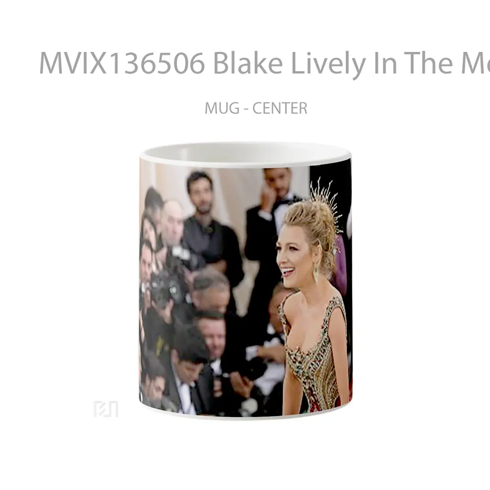 Mug Blake Lively In The Met Red Carpet Gelas Keramik Unik