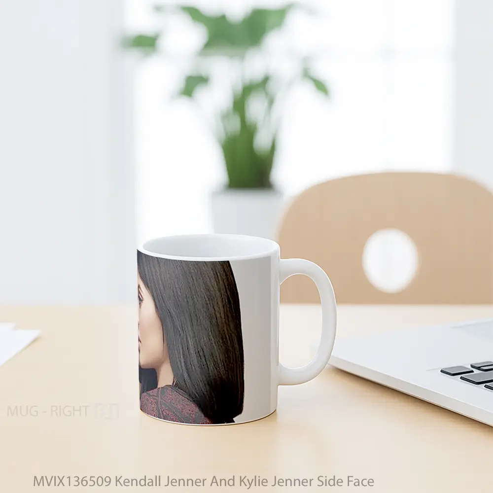 Mug Kendall Jenner And Kylie Jenner Side Face Gelas Selebriti - All-side / Desain