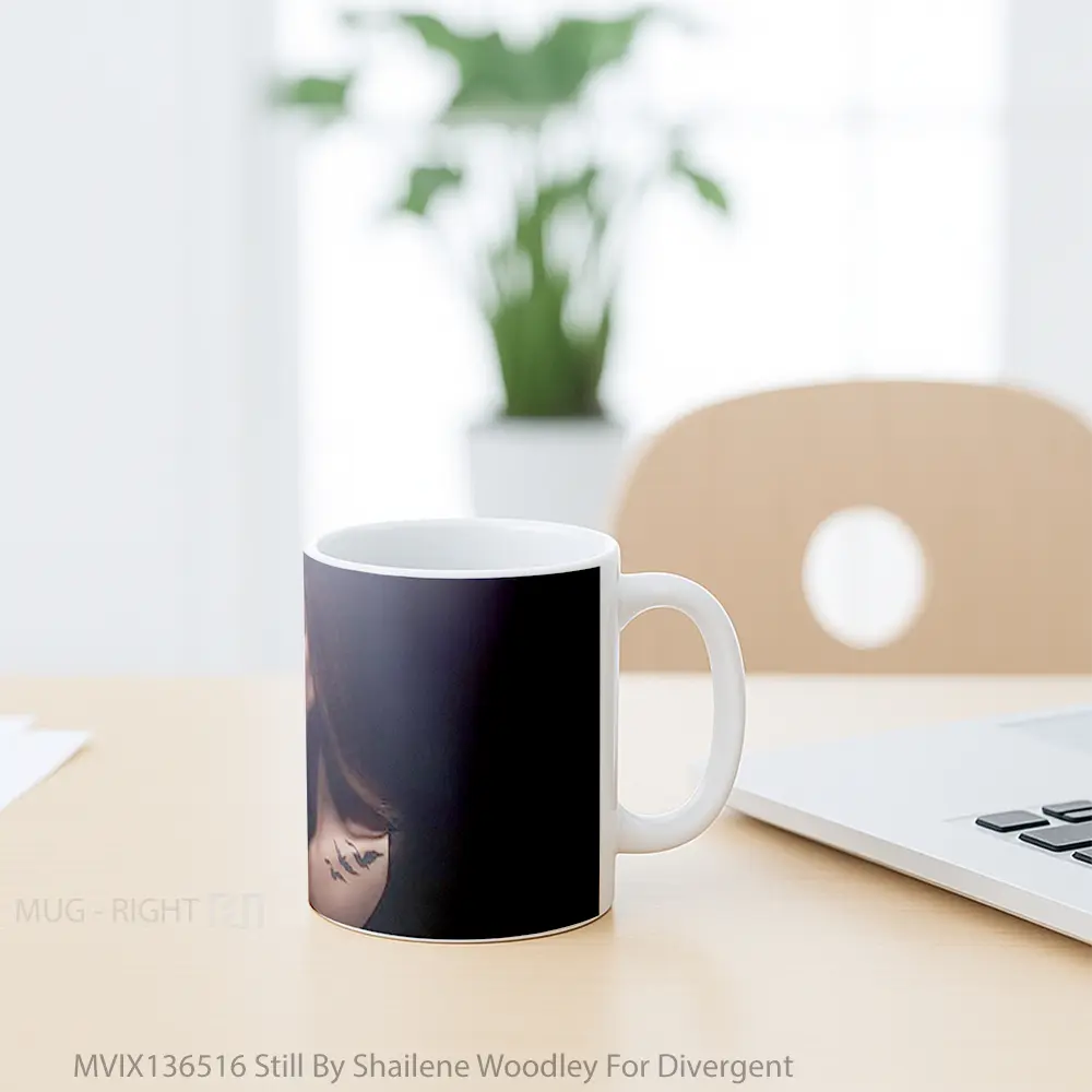 Mug Still By Shailene Woodley For Divergent Gelas Keramik Unik - All-side / Desain