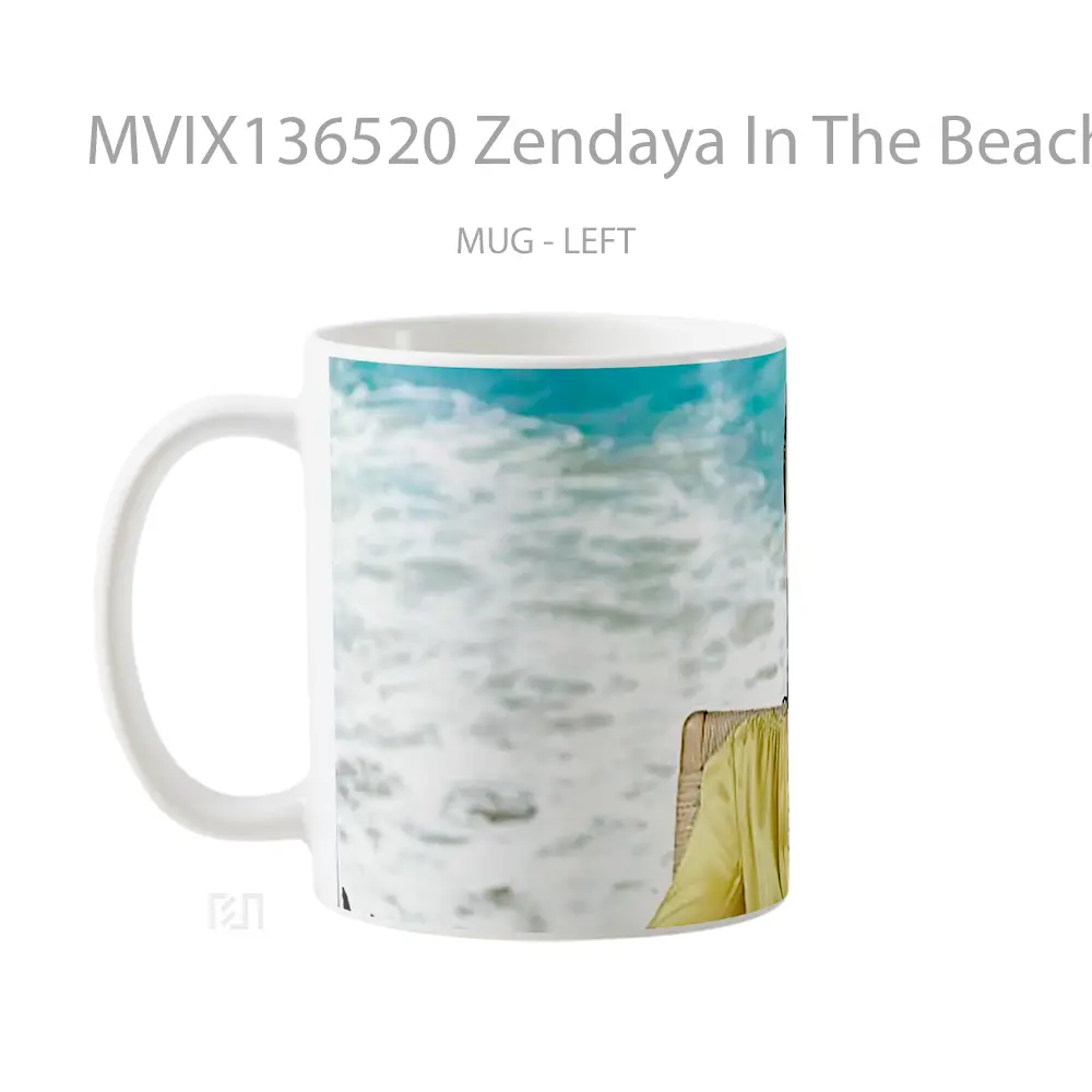 Mug Zendaya In The Beach Gelas Selebriti - All-side / Desain