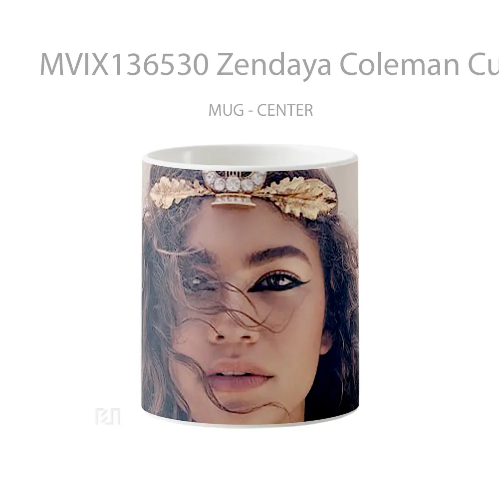 Mug Zendaya Coleman Curly Hair Gelas Selebriti