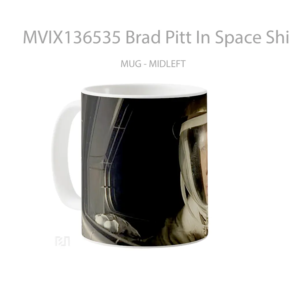 Mug Brad Pitt In Space Ship For Ad Astra Gelas Selebriti - All-side / Desain