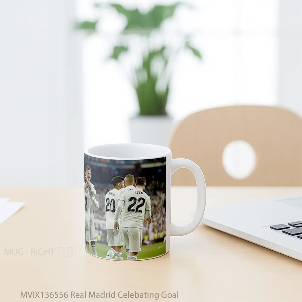 Mug Real Madrid Celebating Goal Gelas Keramik Unik - All-side / Desain