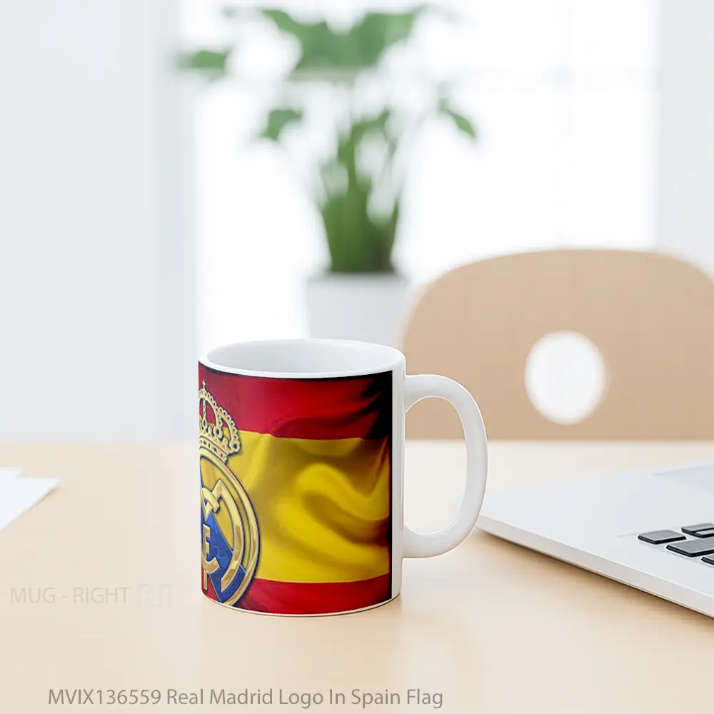 Mug Real Madrid Logo In Spain Flag Gelas Keramik Unik - All-side / Desain
