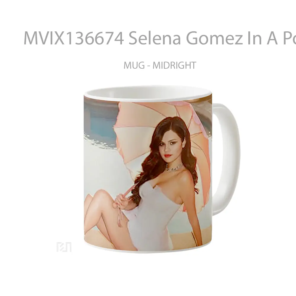 Mug Selena Gomez In A Pool Gelas Selebriti - All-side / Desain