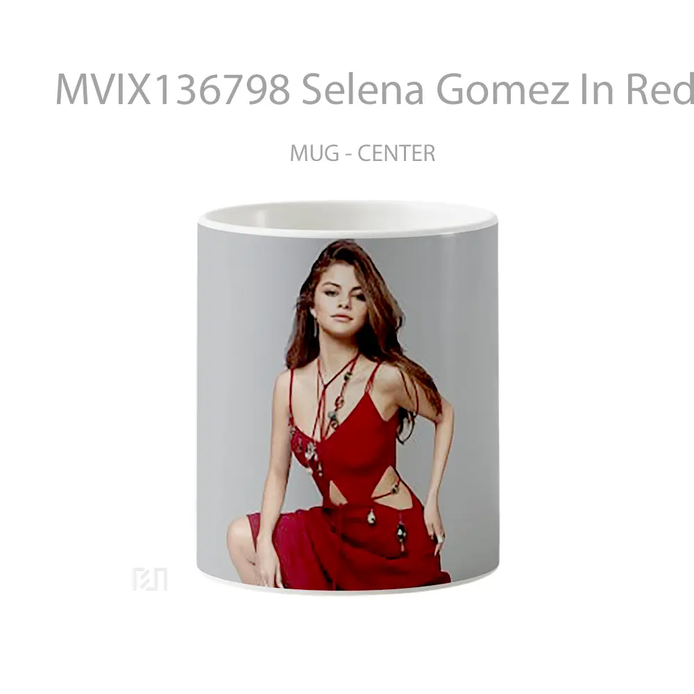 Mug Selena Gomez In Red Dress Gelas Selebriti