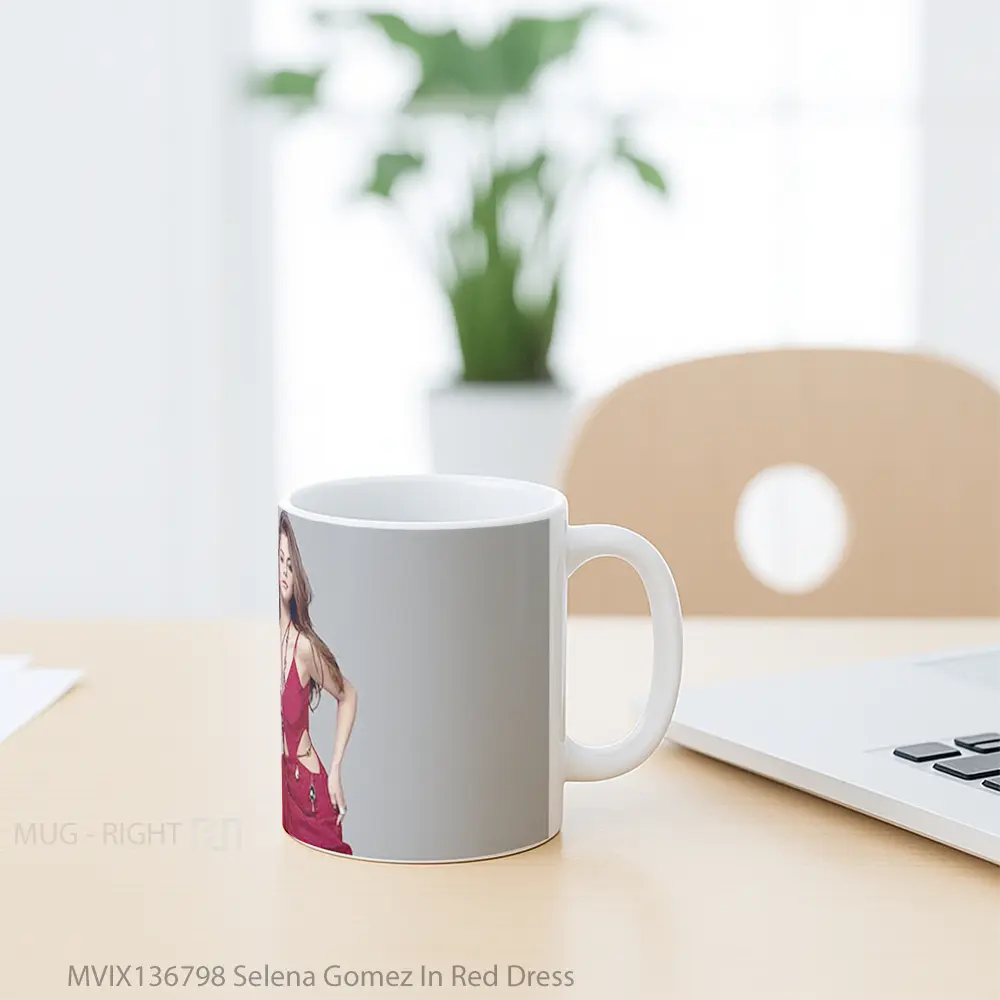 Mug Selena Gomez In Red Dress Gelas Selebriti - All-side / Desain