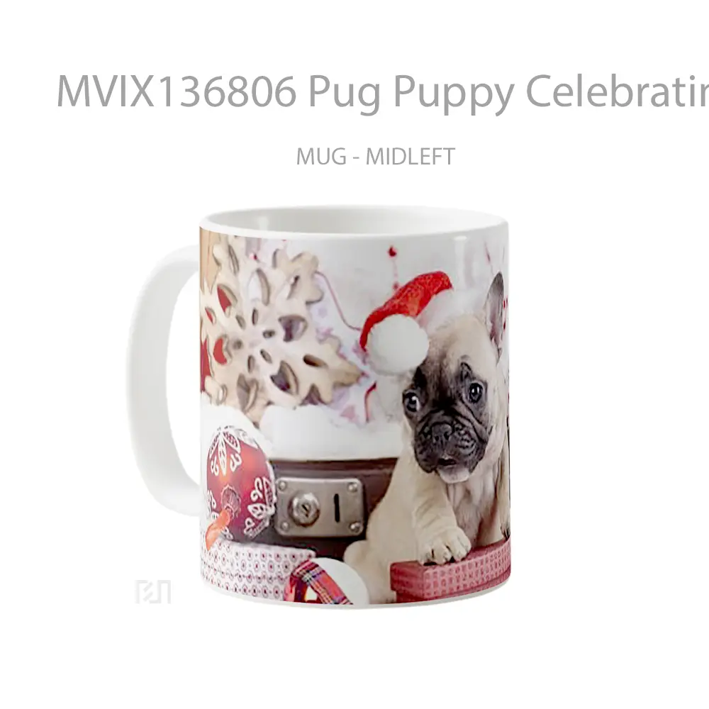Mug Pug Puppy Celebrating Christmas Gelas Hewan Lucu - All-side / Desain