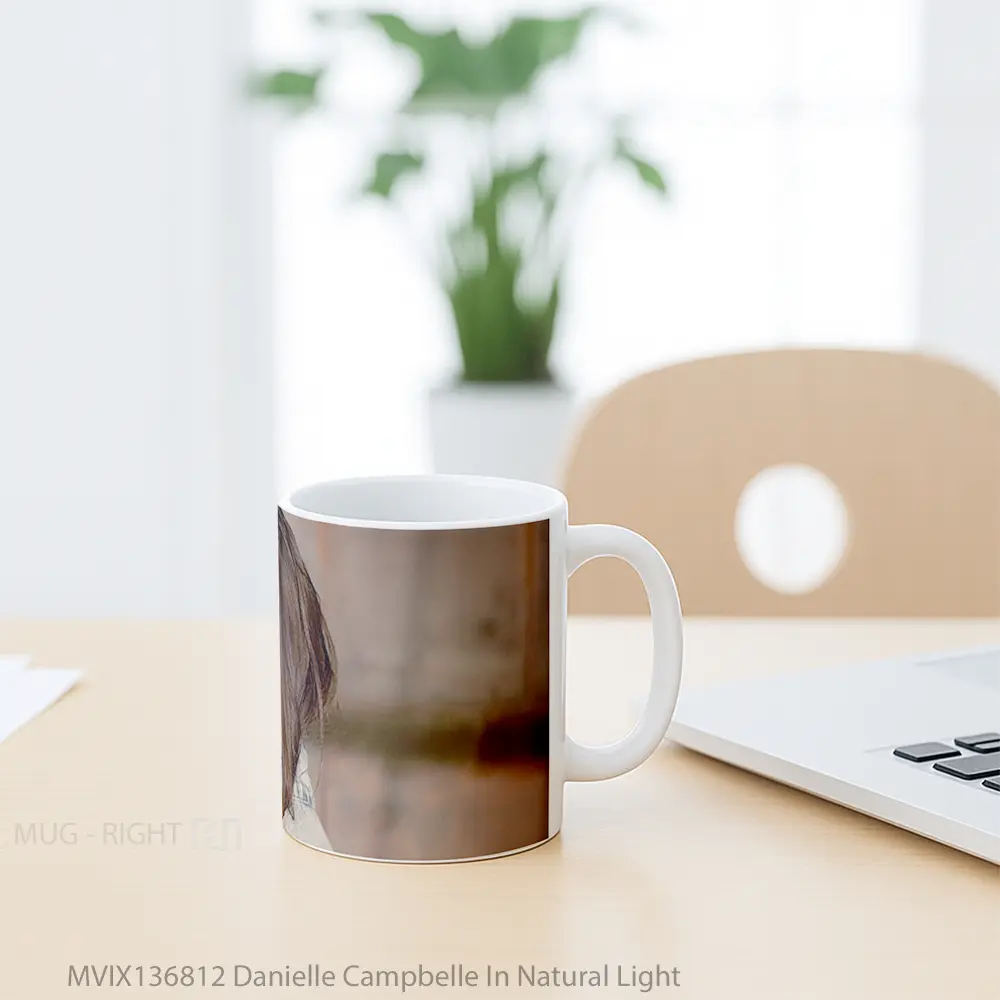 Mug Danielle Campbelle In Natural Light Gelas Keramik Unik - All-side / Desain