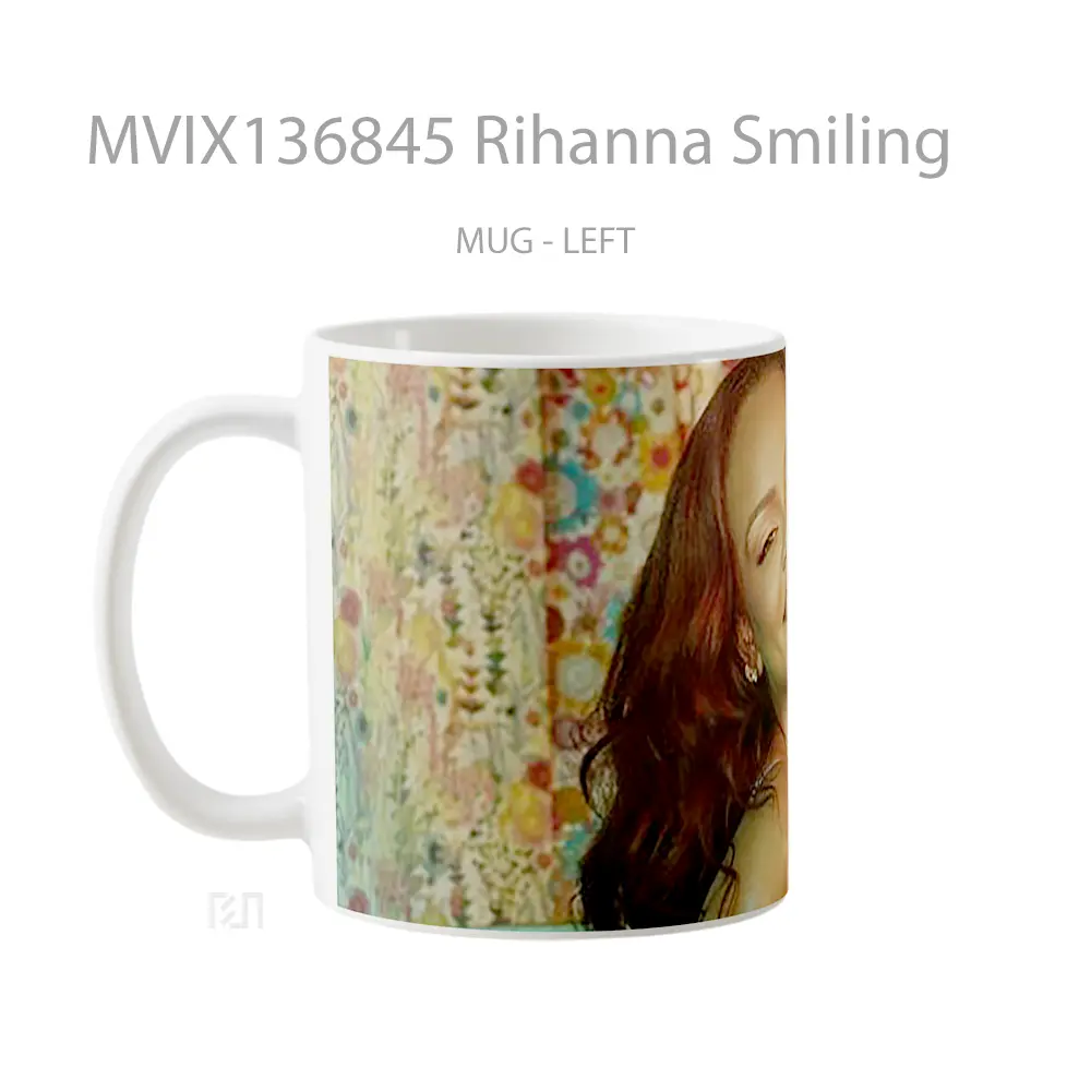 Mug Rihanna Smiling Gelas Selebriti - All-side / Desain