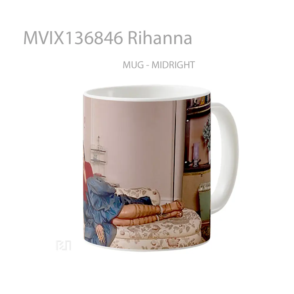 Mug Rihanna Gelas Selebriti - All-side / Desain