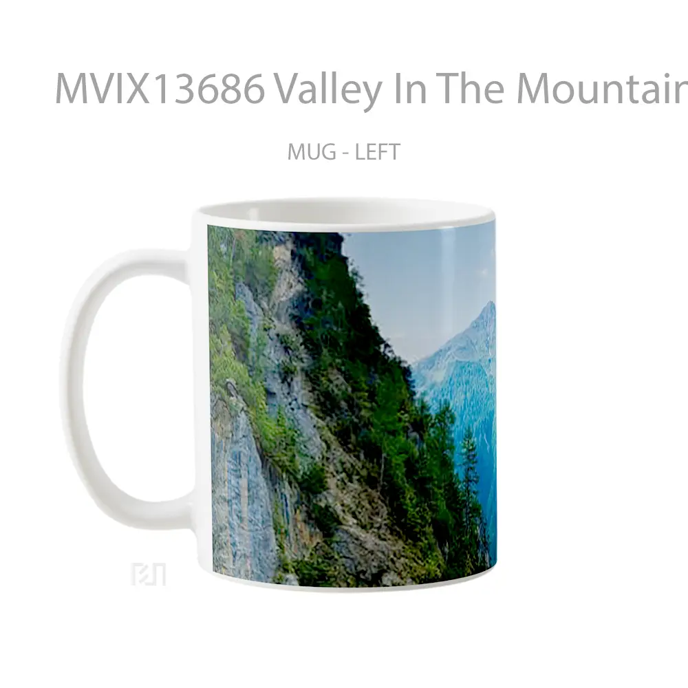 Mug Valley In The Mountains Gelas Pemandangan Alam - All-side / Desain