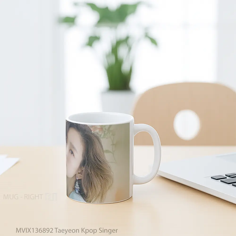 Mug Taeyeon Kpop Singer Gelas Keramik Unik - All-side / Desain