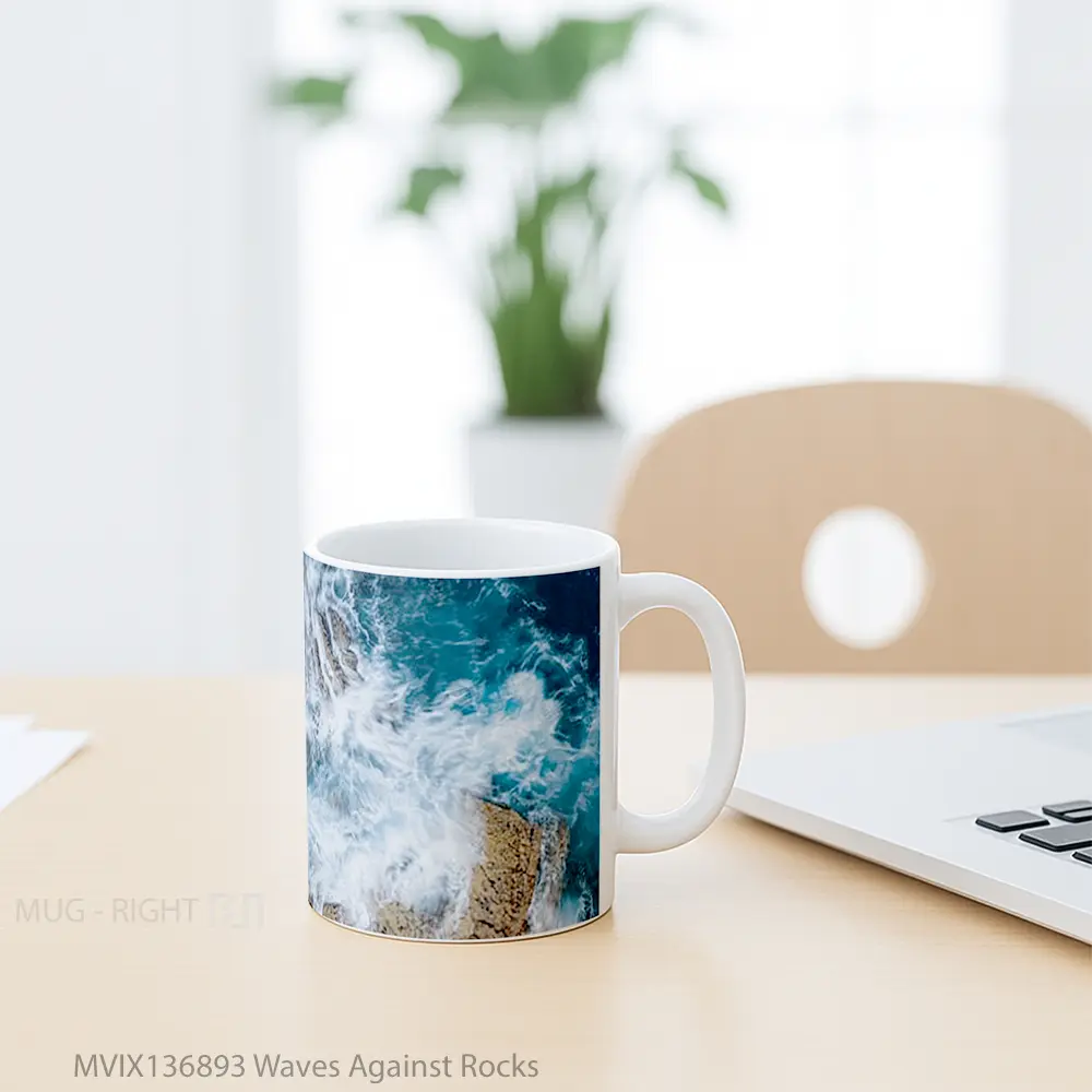 Mug Waves Against Rocks Gelas Keramik Unik - All-side / Desain