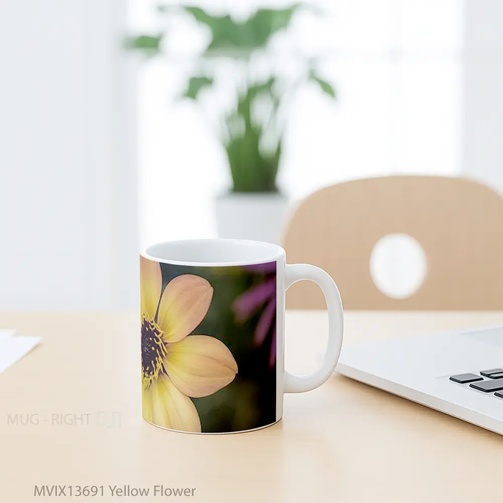 Mug Yellow Flower Gelas Pemandangan Alam - All-side / Desain