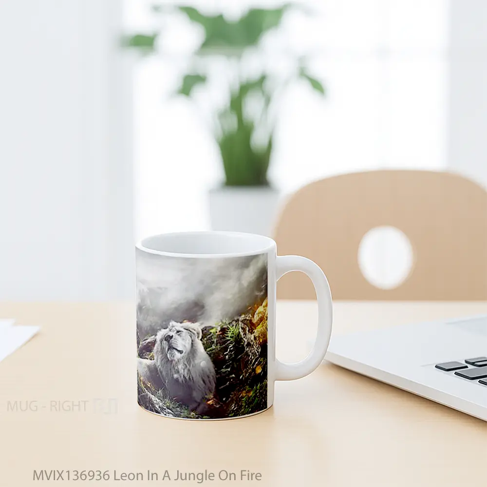 Mug Leon In A Jungle On Fire Gelas Keramik Unik - All-side / Desain