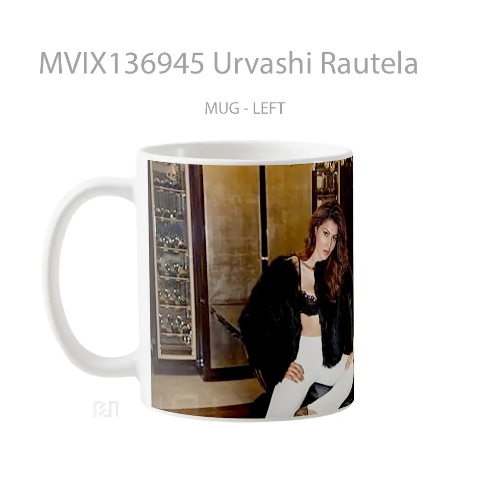 Mug Urvashi Rautela Gelas Keramik Unik - All-side / Desain