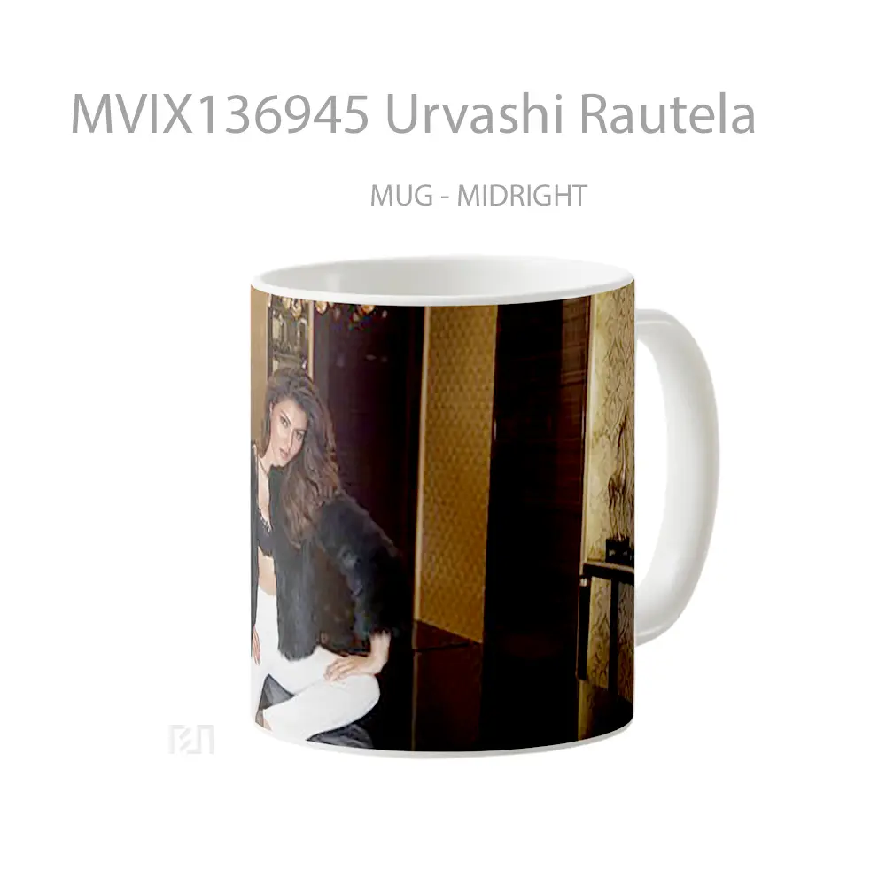 Mug Urvashi Rautela Gelas Keramik Unik - All-side / Desain