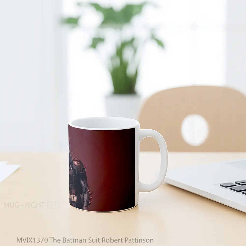 Mug The Batman Suit Robert Pattinson Gelas Superhero - All-side / Desain