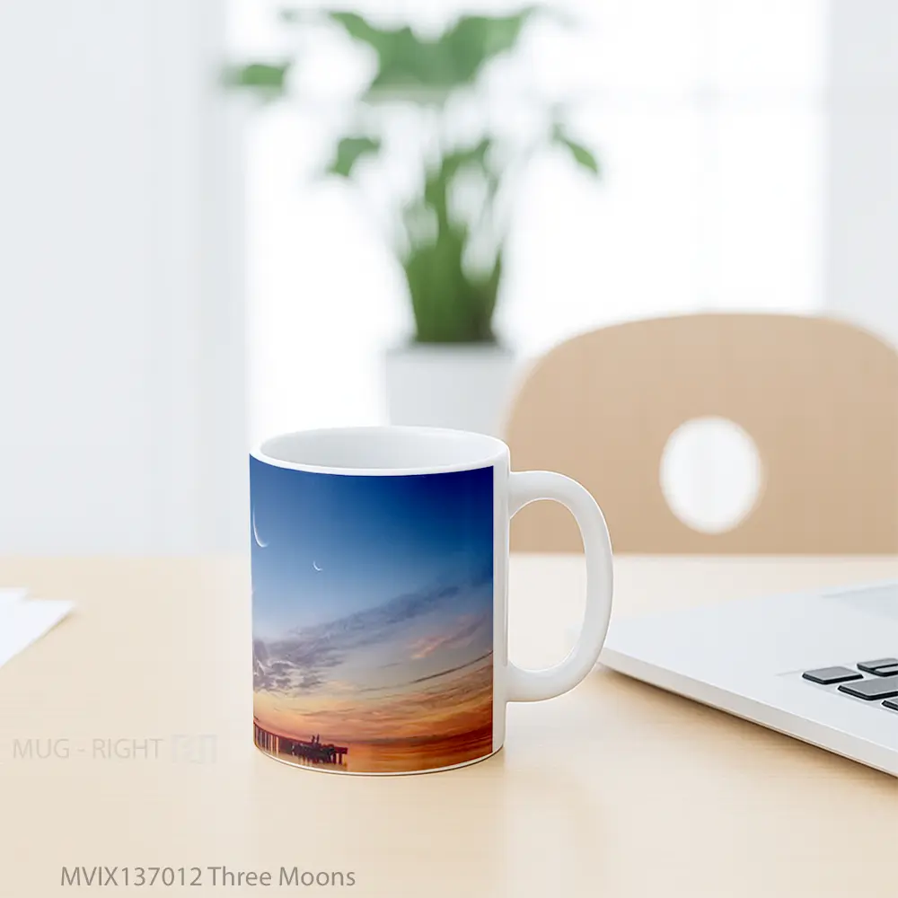 Mug Three Moons Gelas Astronomi - All-side / Desain