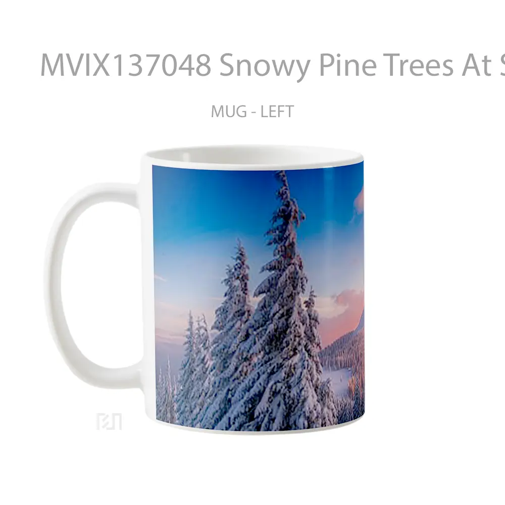 Mug Snowy Pine Trees At Sunset In Mountains Gelas Pemandangan Alam - All-side / Desain