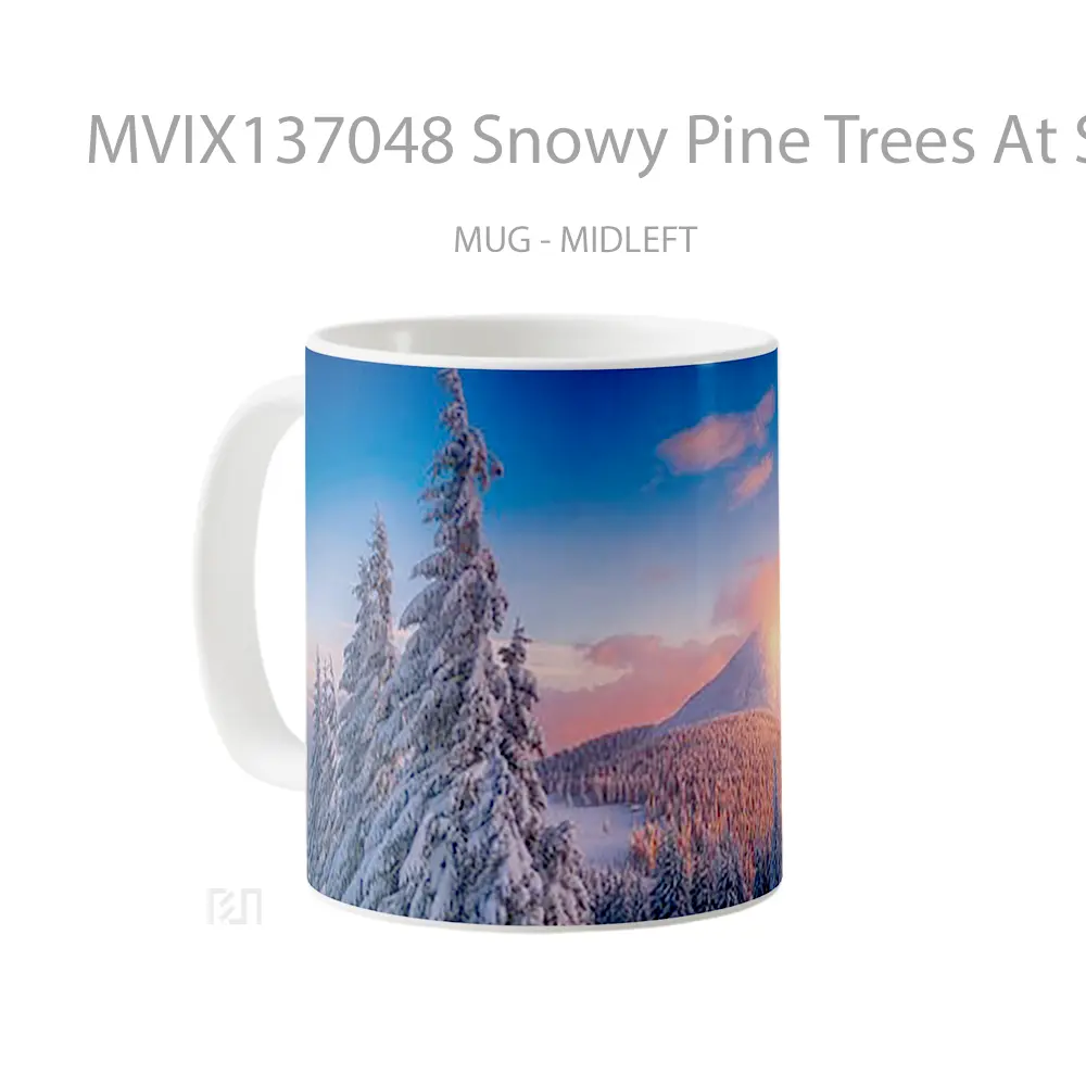 Mug Snowy Pine Trees At Sunset In Mountains Gelas Pemandangan Alam - All-side / Desain
