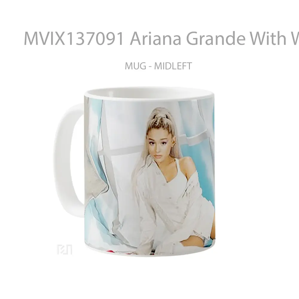 Mug Ariana Grande With White Clothes Gelas Selebriti - All-side / Desain