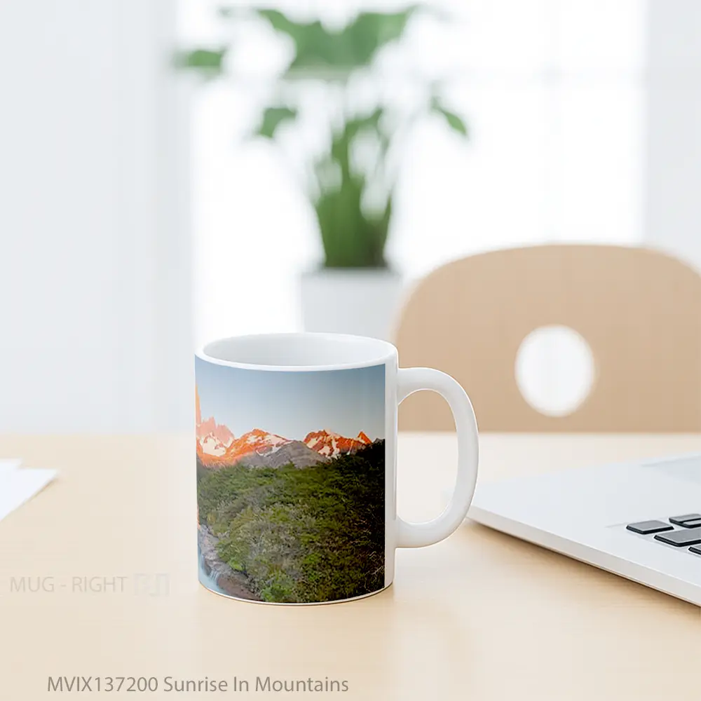 Mug Sunrise In Mountains Gelas Pemandangan Alam - All-side / Desain
