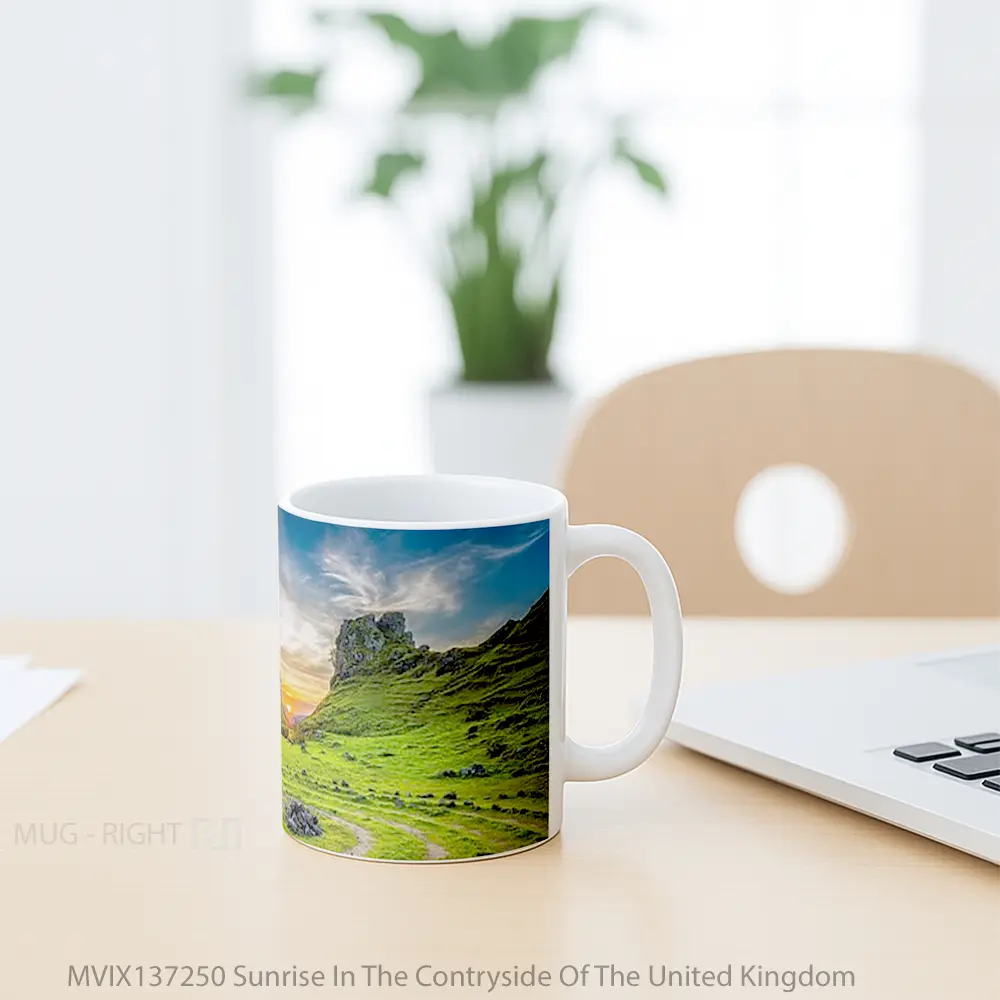 Mug Sunrise In The Contryside Of The United Kingdom Gelas Pemandangan Alam - All-side / Desain
