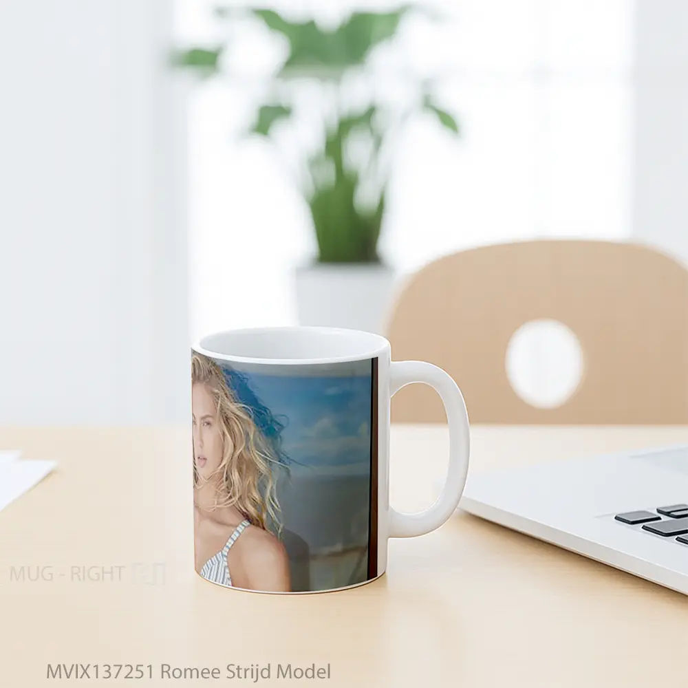 Mug Romee Strijd Model Gelas Keramik Unik - All-side / Desain