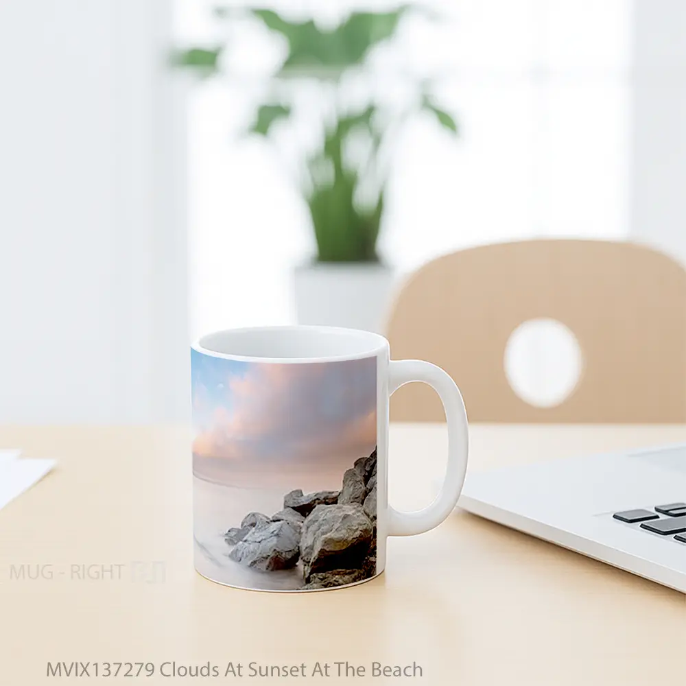 Mug Clouds At Sunset At The Beach Gelas Pemandangan Alam - All-side / Desain