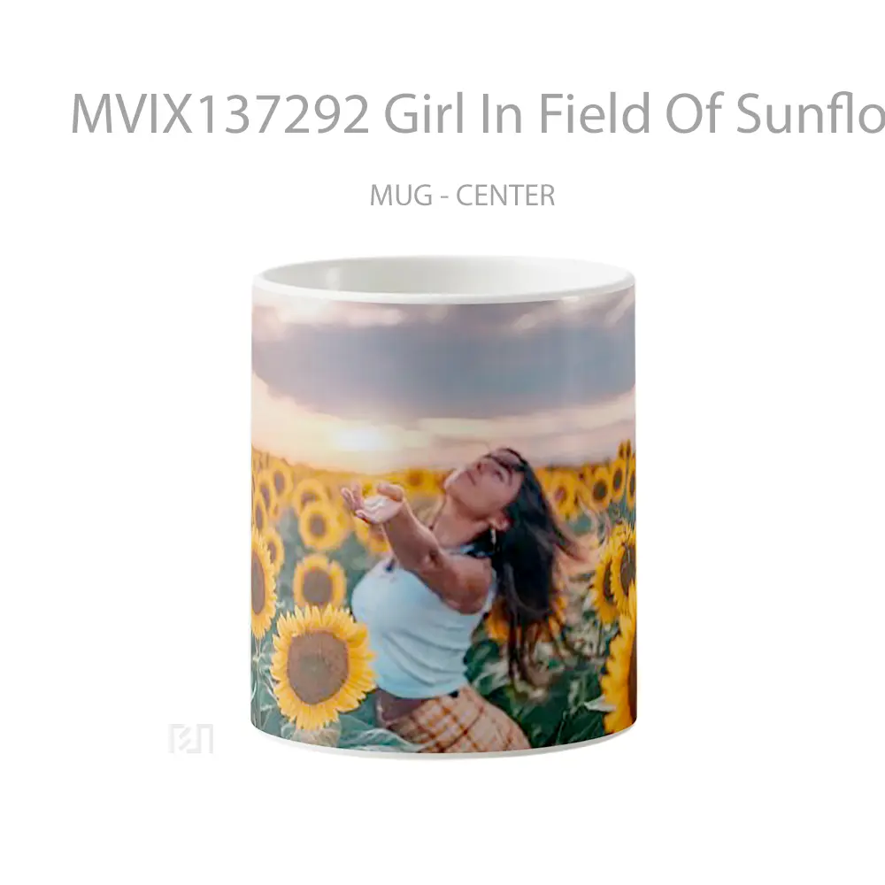 Mug Girl In Field Of Sunflowers Gelas Pemandangan Alam
