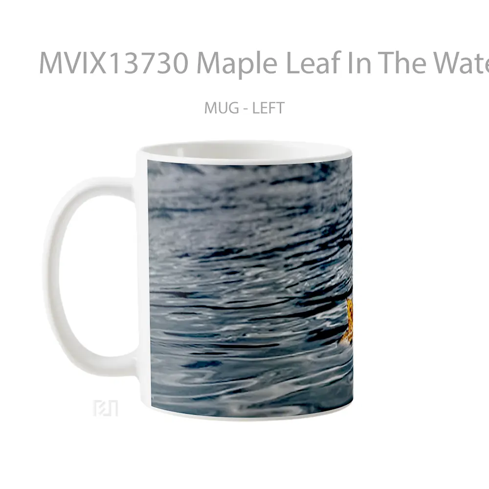 Mug Maple Leaf In The Water Gelas Pemandangan Alam - All-side / Desain