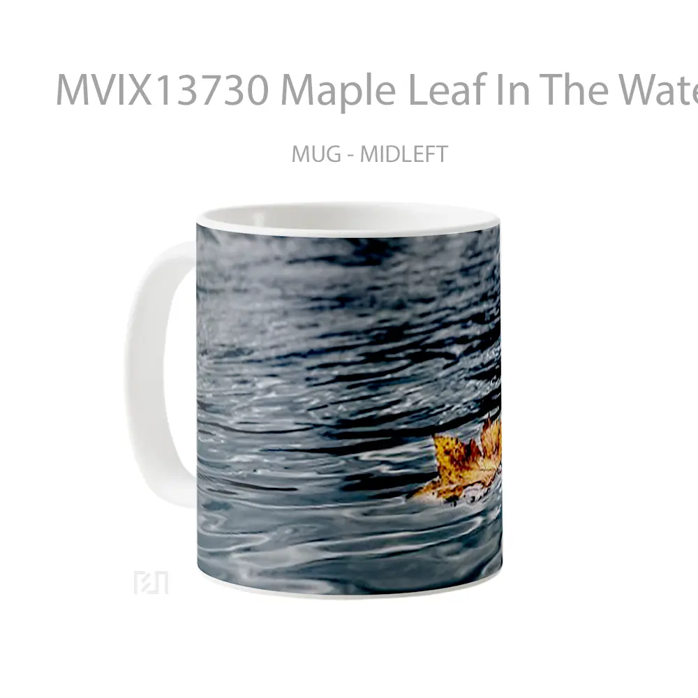 Mug Maple Leaf In The Water Gelas Pemandangan Alam - All-side / Desain