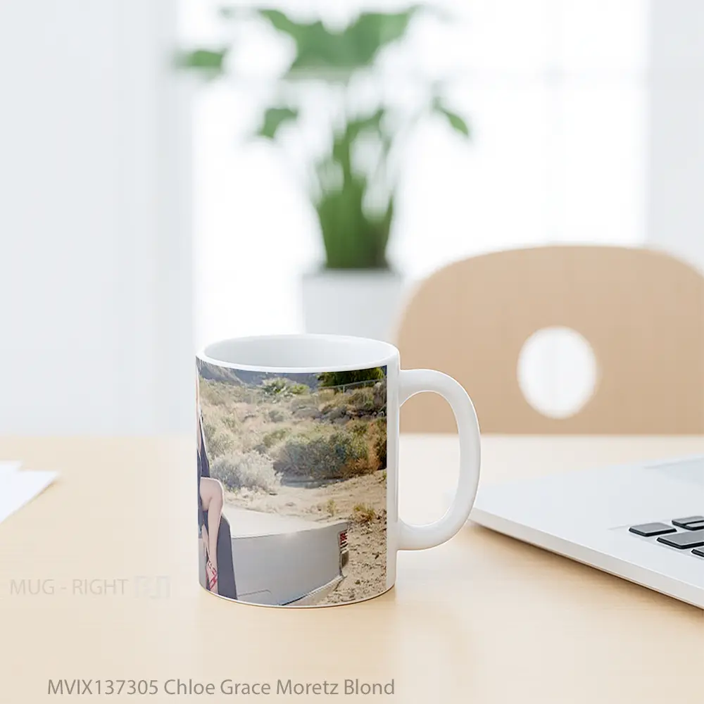 Mug Chloe Grace Moretz Blond Gelas Keramik Unik - All-side / Desain