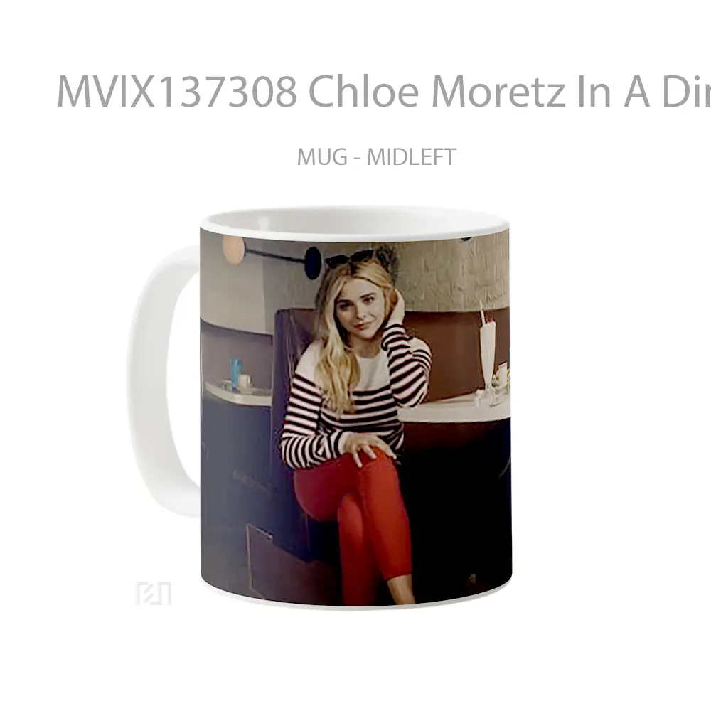 Mug Chloe Moretz In A Dinner Gelas Keramik Unik - All-side / Desain