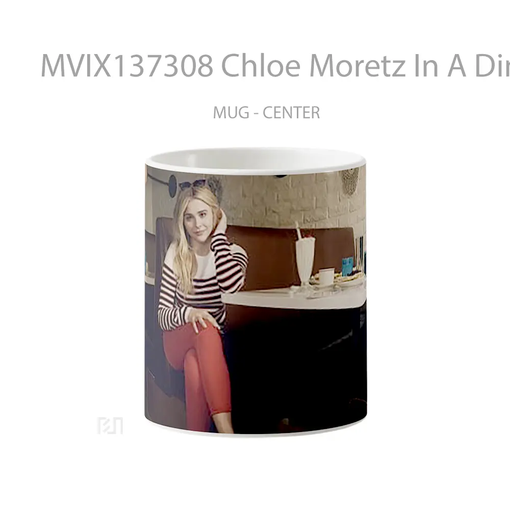 Mug Chloe Moretz In A Dinner Gelas Keramik Unik
