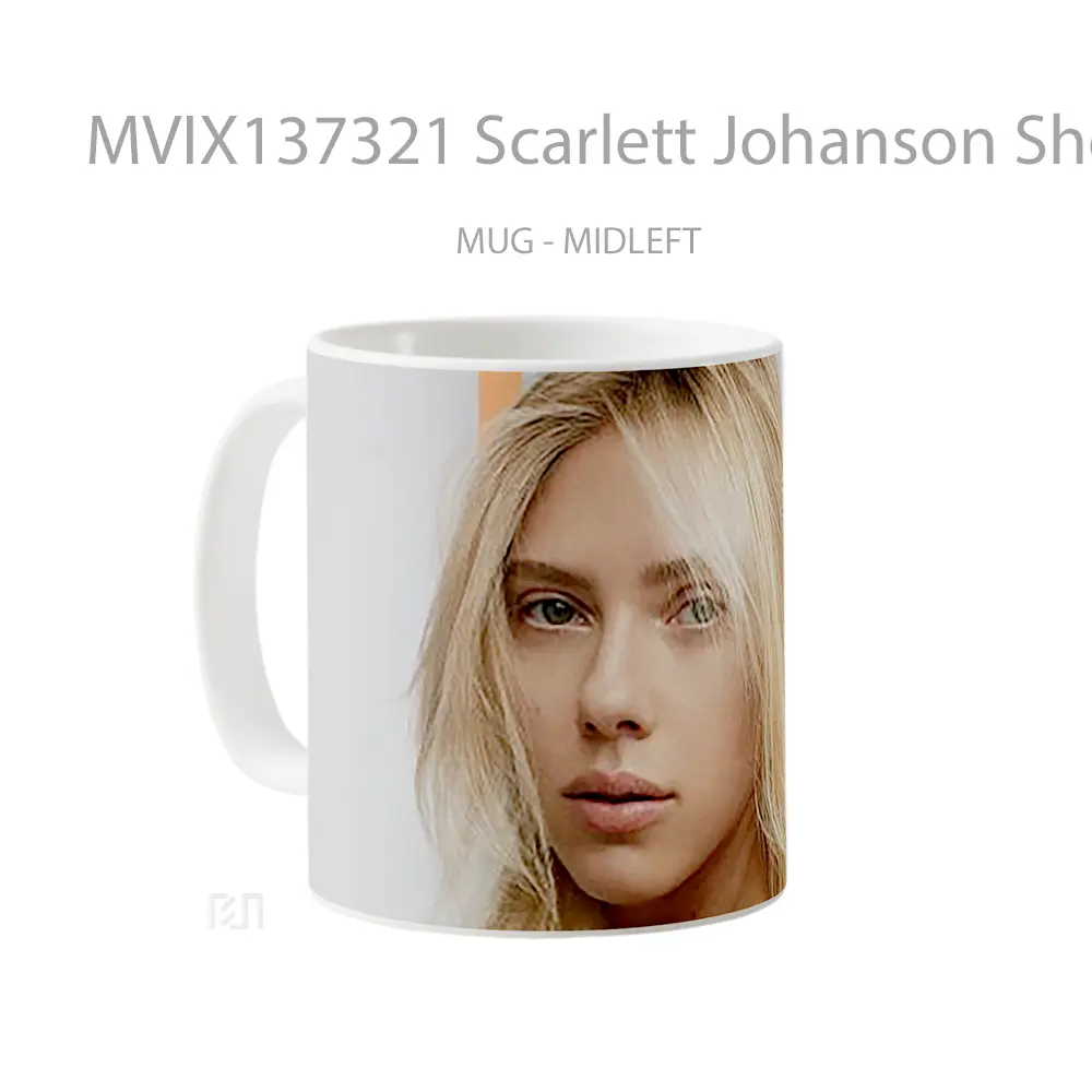Mug Scarlett Johanson Short Hair Gelas Keramik Unik - All-side / Desain