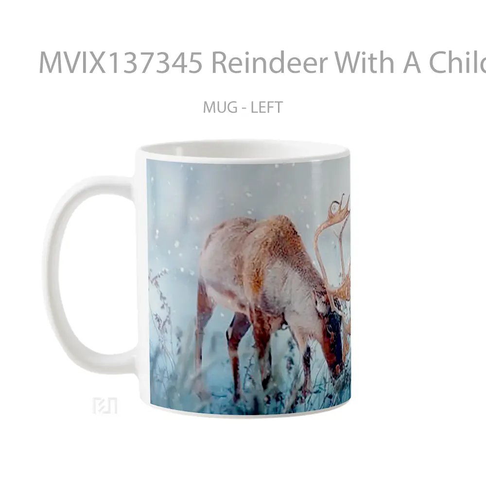 Mug Reindeer With A Child In Snow Gelas Hewan Lucu - All-side / Desain