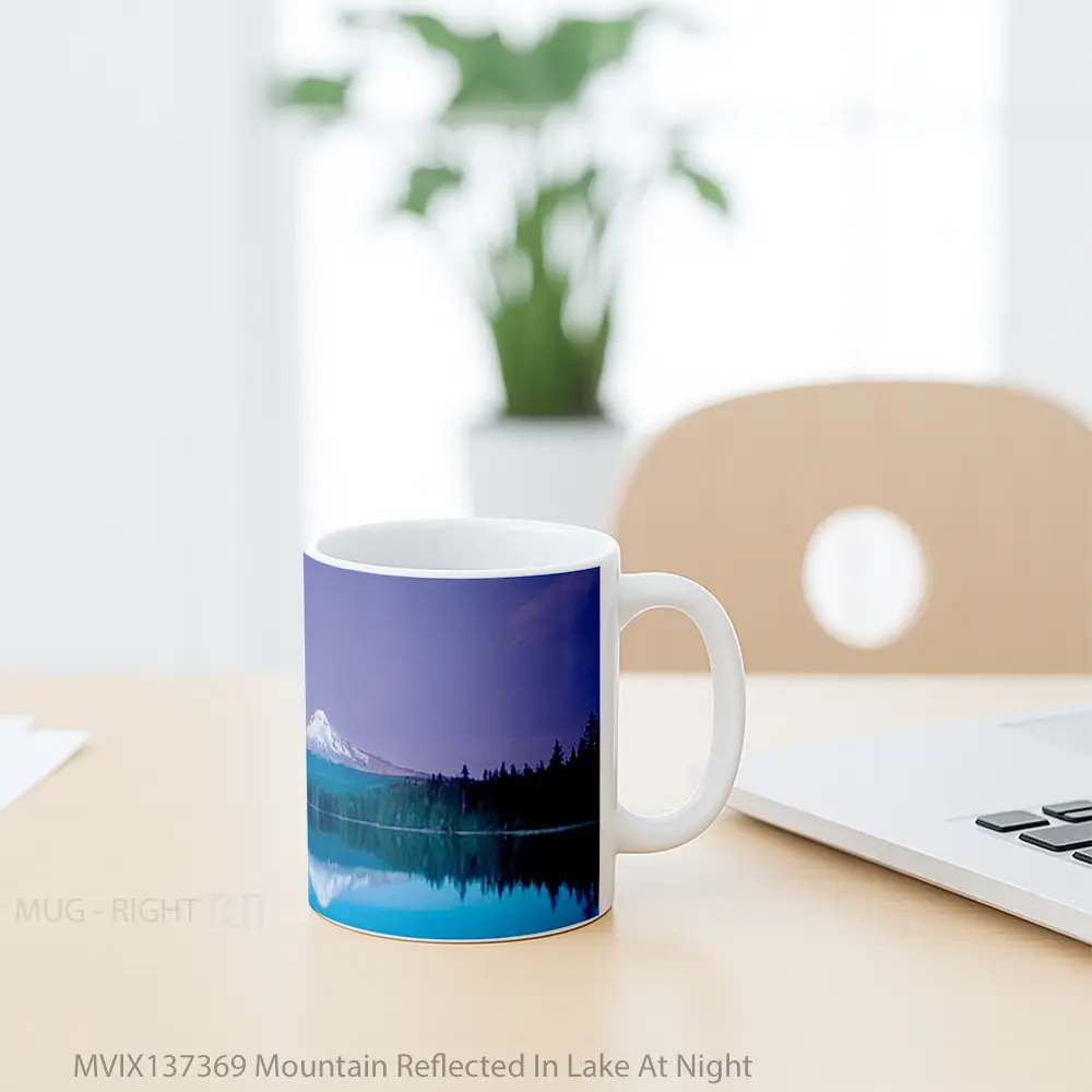 Mug Mountain Reflected In Lake At Night Gelas Pemandangan Alam - All-side / Desain