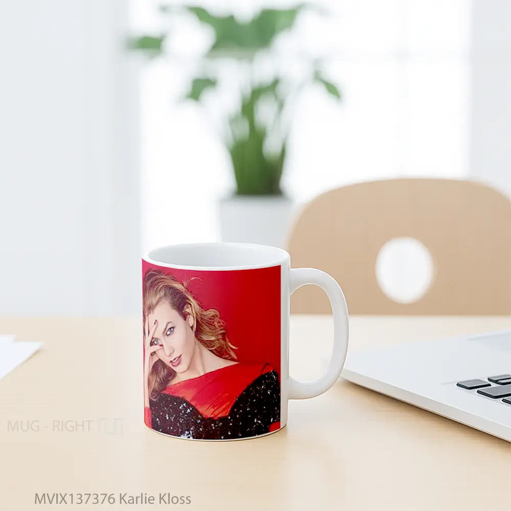 Mug Karlie Kloss Gelas Keramik Unik - All-side / Desain