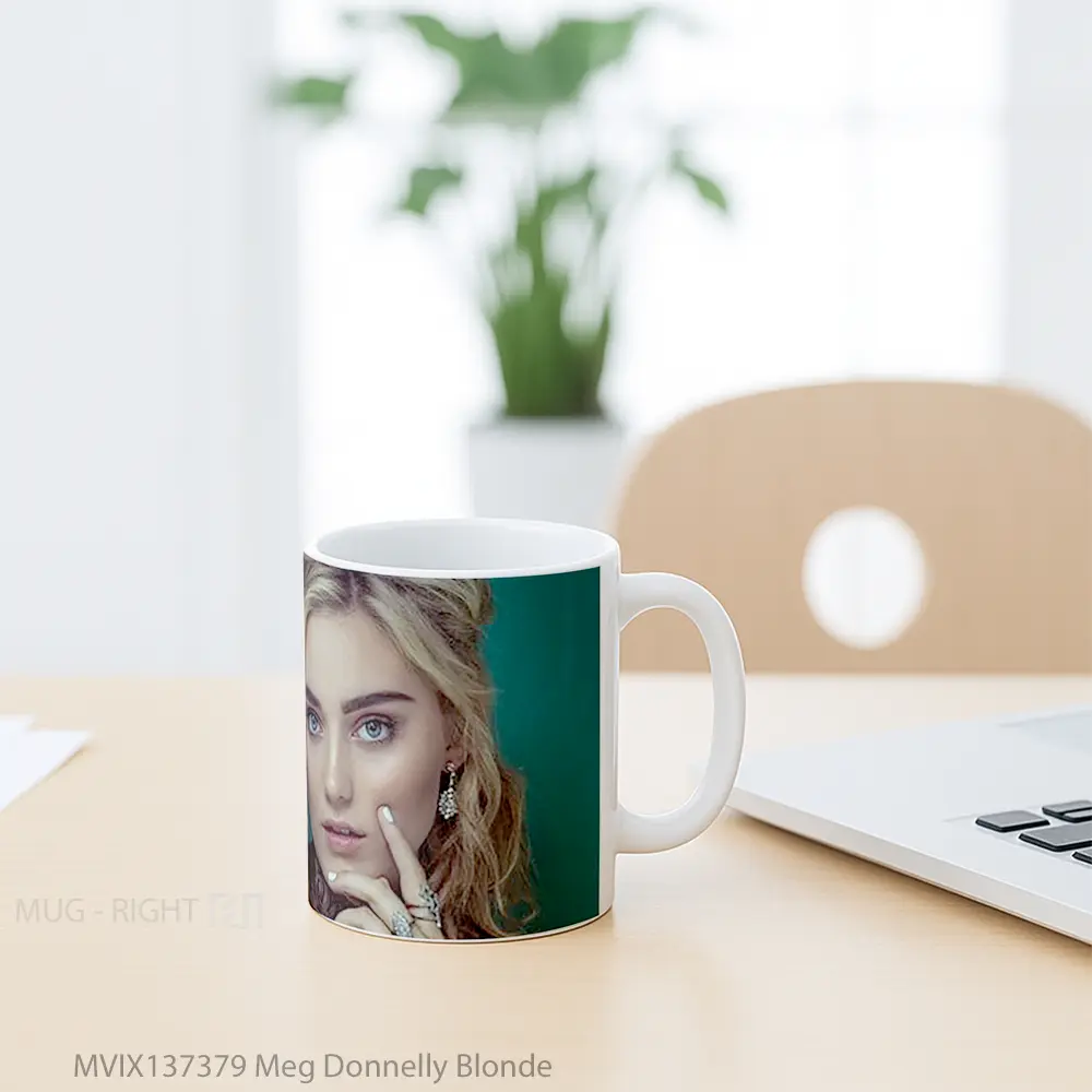 Mug Meg Donnelly Blonde Gelas Keramik Unik - All-side / Desain