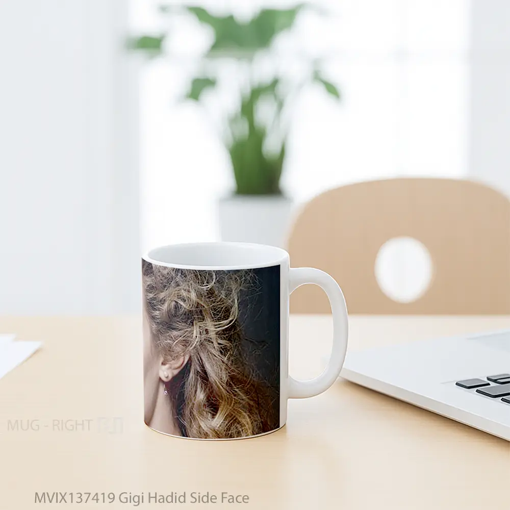 Mug Gigi Hadid Side Face Gelas Keramik Unik - All-side / Desain