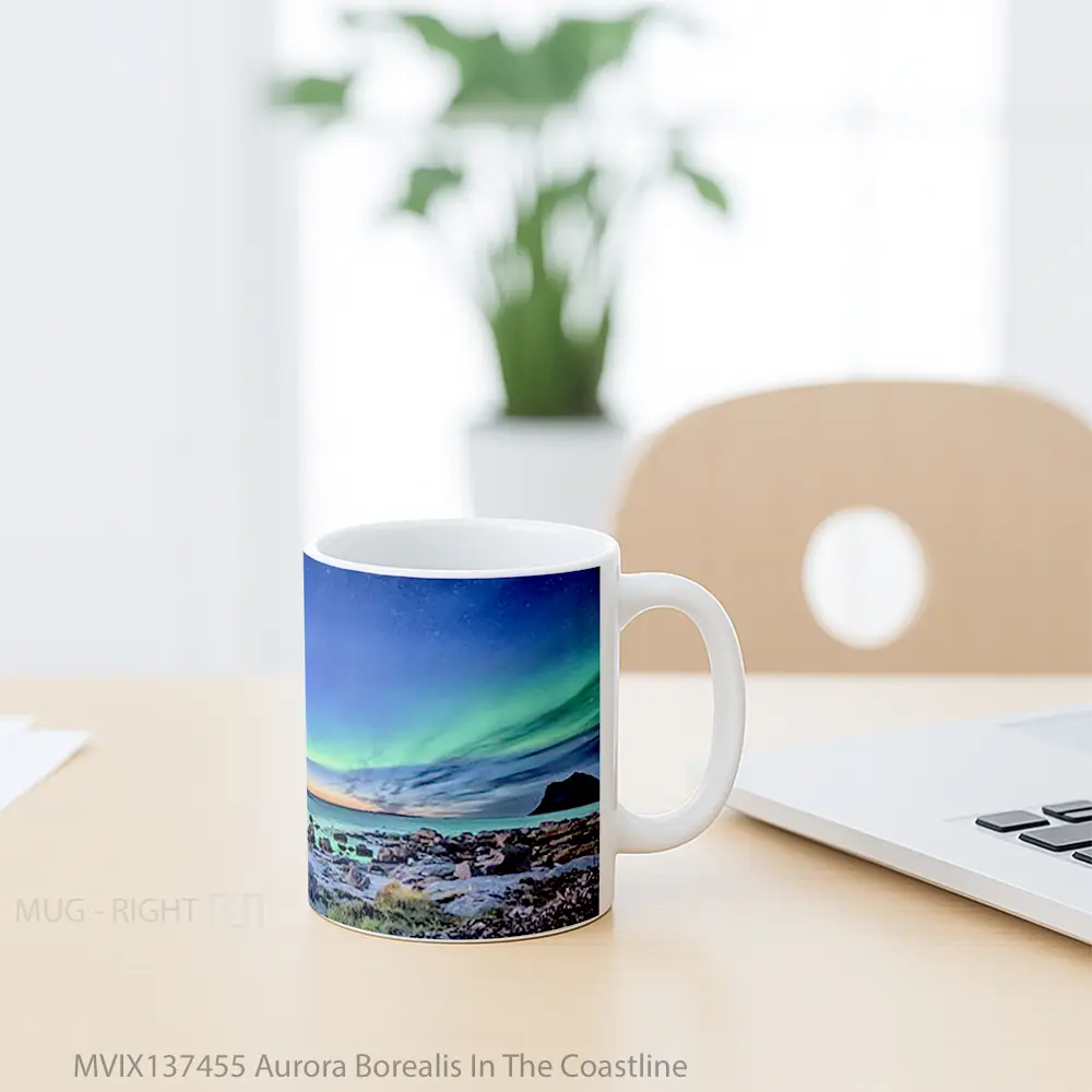 Mug Aurora Borealis In The Coastline Gelas Keramik Unik - All-side / Desain