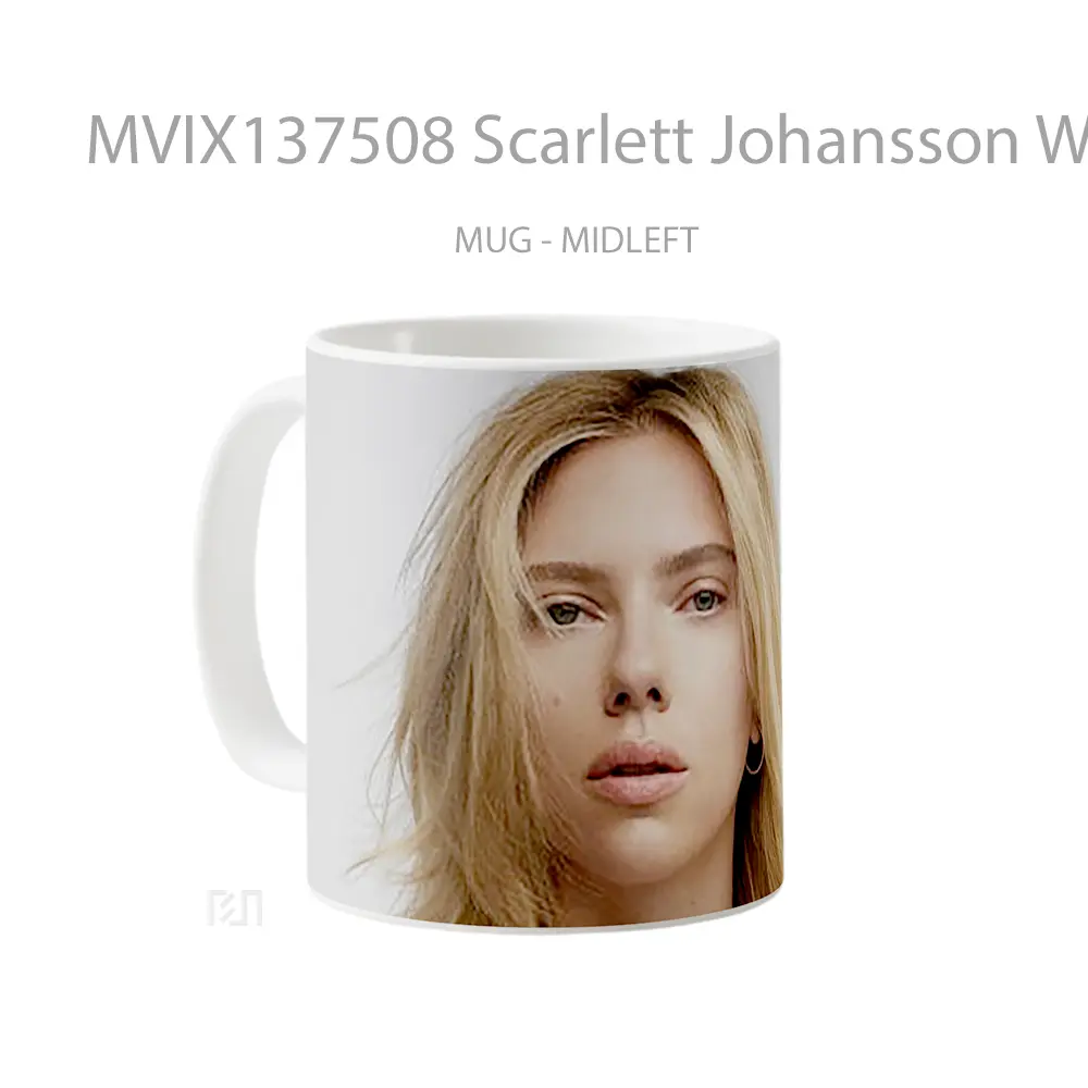 Mug Scarlett Johansson With No Make Up Gelas Selebriti - All-side / Desain